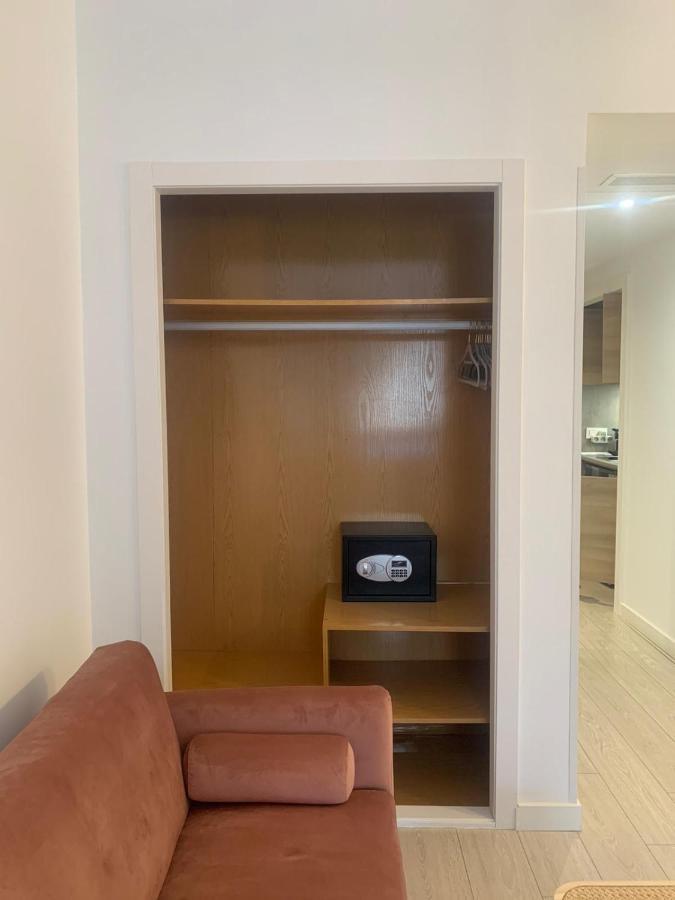 Luxury Retiro Park & Prado Museum Apartment *